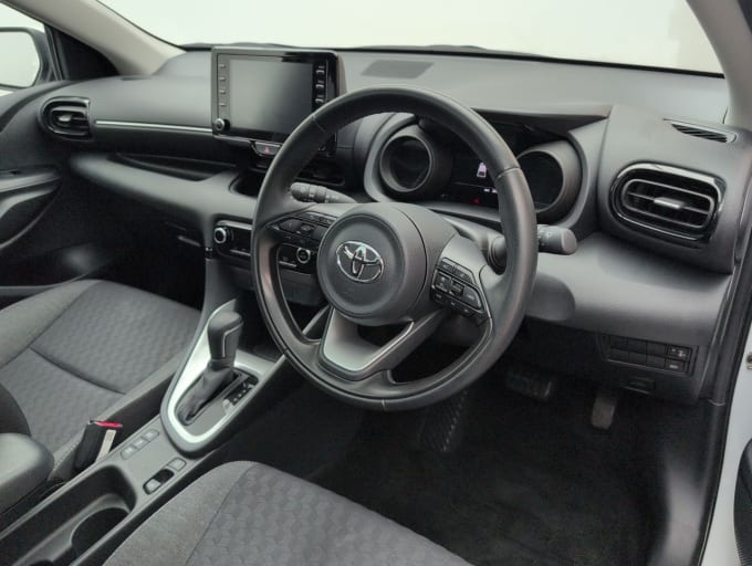 2025 Toyota Yaris