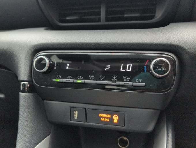2025 Toyota Yaris