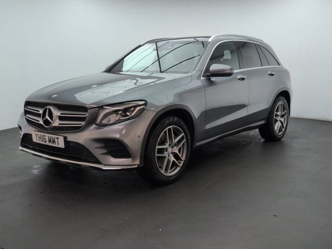 2025 Mercedes-benz Glc