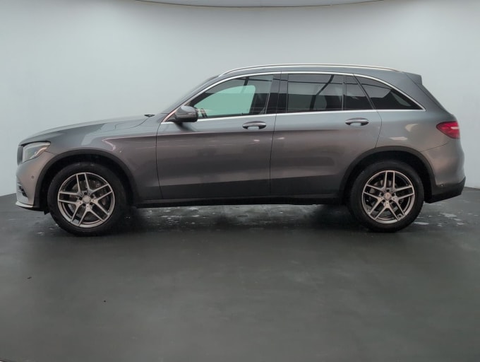2025 Mercedes-benz Glc