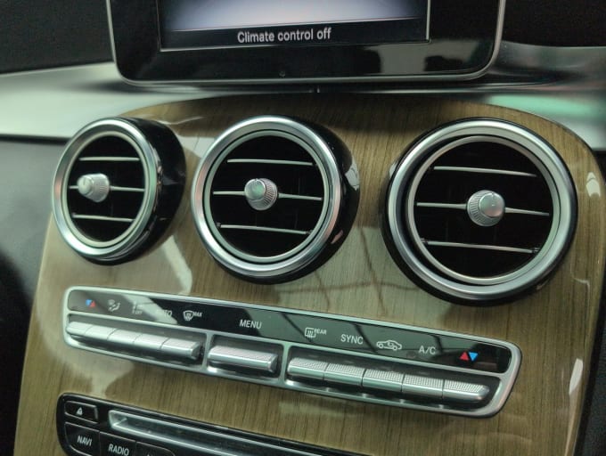 2025 Mercedes-benz Glc