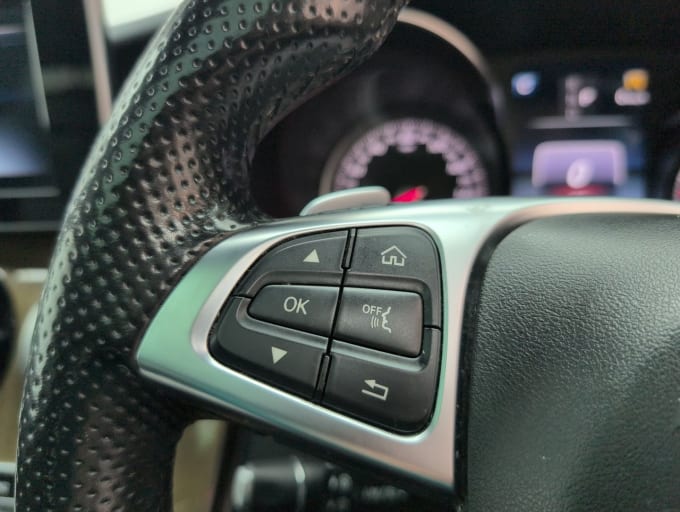 2025 Mercedes-benz Glc