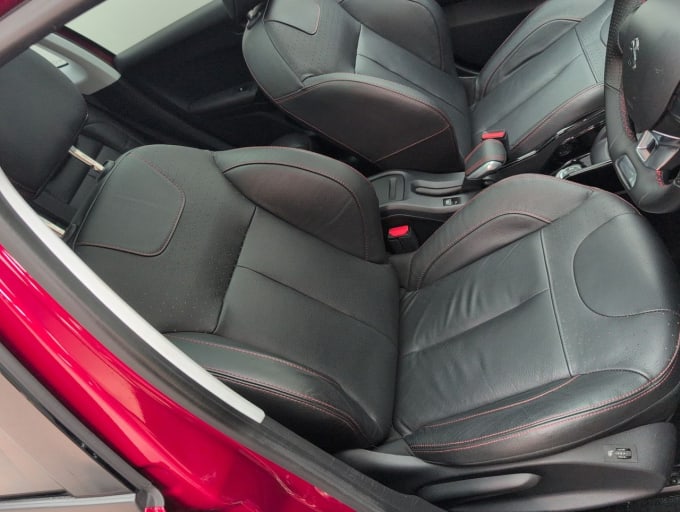 2025 Peugeot 2008