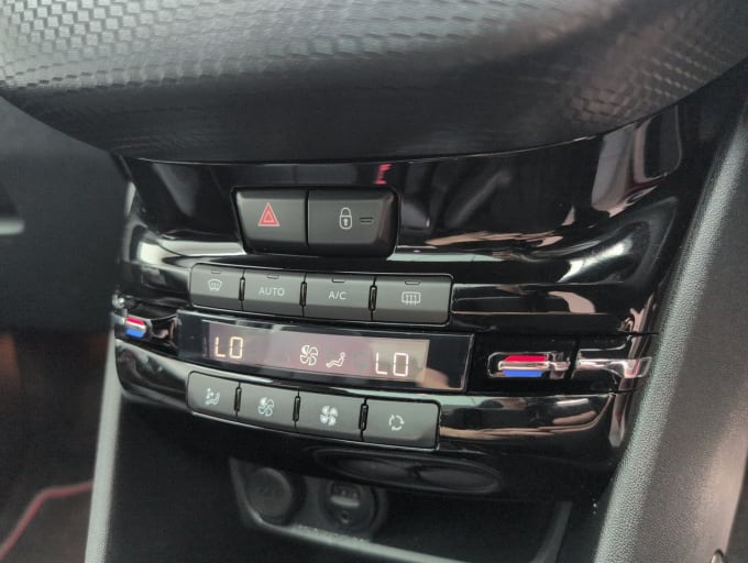 2025 Peugeot 2008