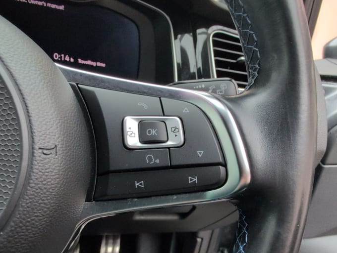 2025 Volkswagen Golf