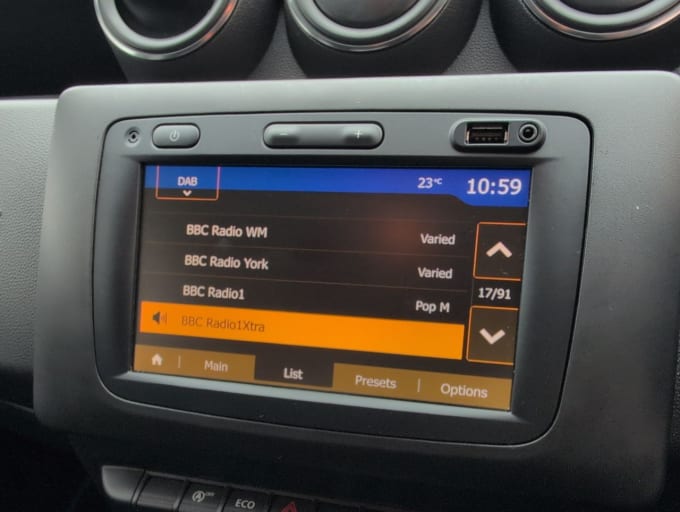 2025 Dacia Duster