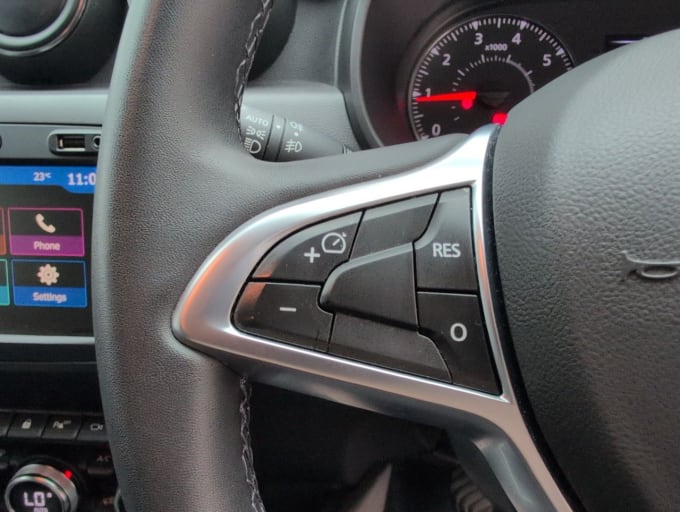 2025 Dacia Duster