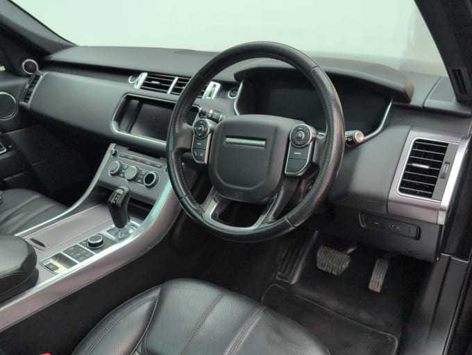 2025 Land Rover Range Rover Sport
