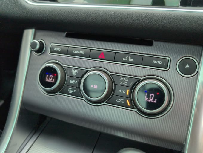 2025 Land Rover Range Rover Sport