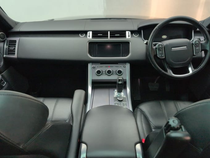 2025 Land Rover Range Rover Sport