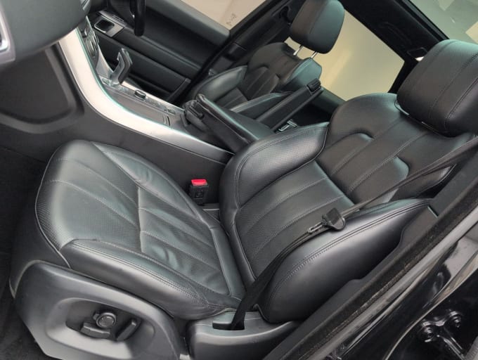 2025 Land Rover Range Rover Sport