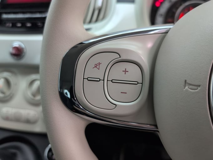 2025 Fiat 500