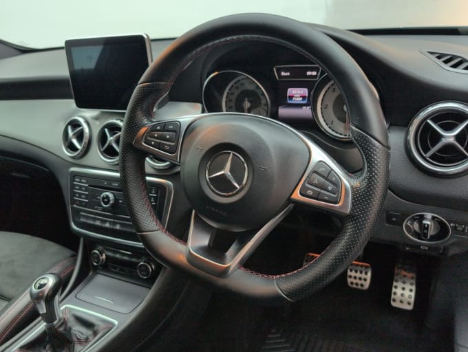 2025 Mercedes-benz 180