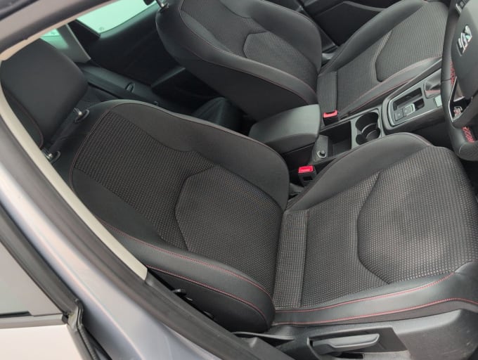 2025 Seat Leon