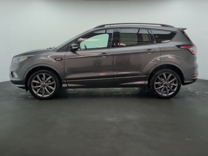 2025 Ford Kuga