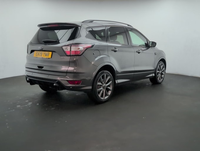 2025 Ford Kuga