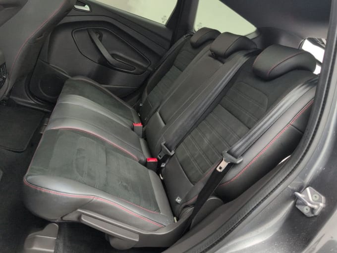 2025 Ford Kuga
