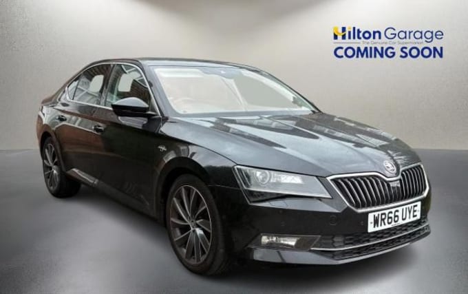 2025 Skoda Superb