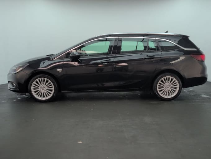 2025 Vauxhall Astra