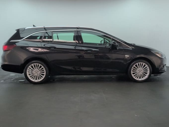 2025 Vauxhall Astra