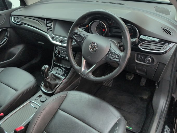 2025 Vauxhall Astra