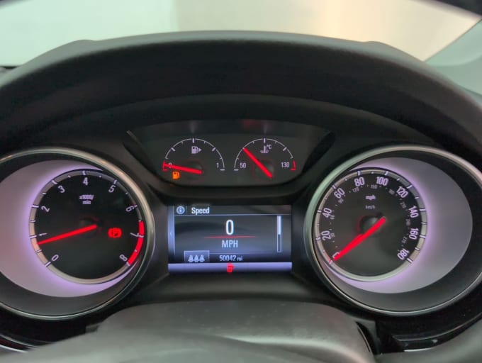 2025 Vauxhall Astra