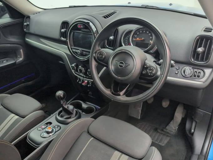 2025 Mini Countryman