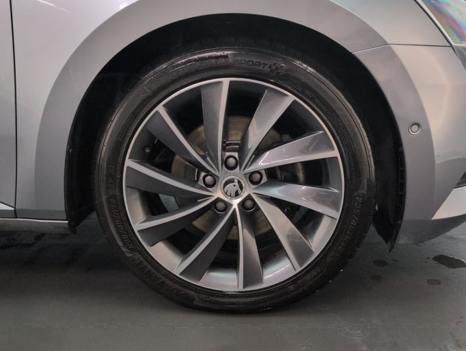 2025 Skoda Superb