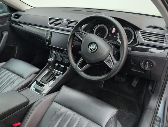 2025 Skoda Superb