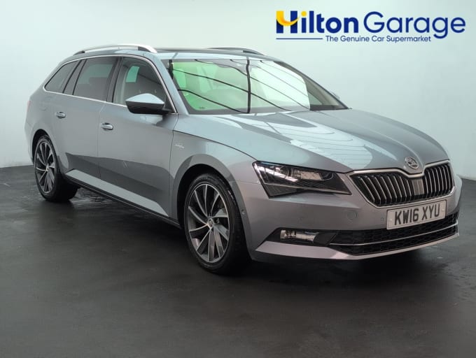 2025 Skoda Superb