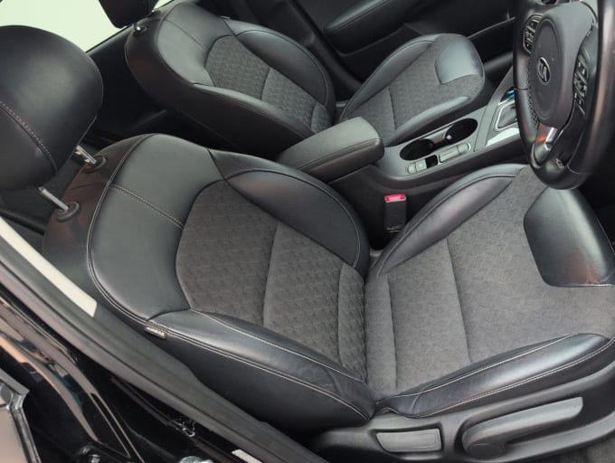 2025 Kia Niro