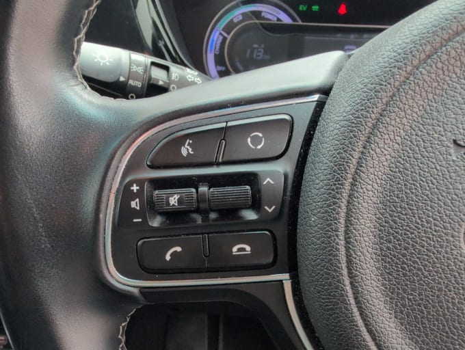 2025 Kia Niro