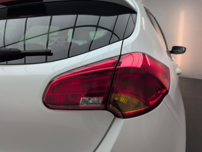 2025 Kia Ceed