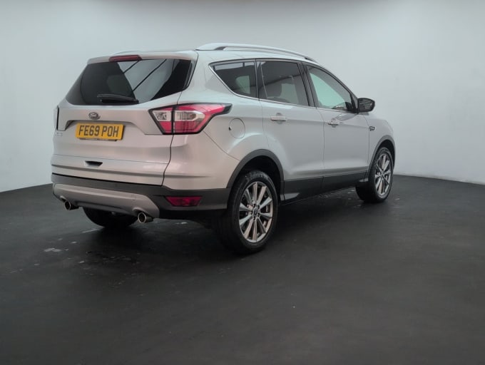 2025 Ford Kuga