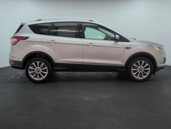 2025 Ford Kuga