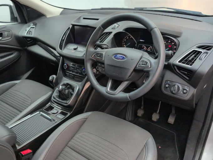 2025 Ford Kuga