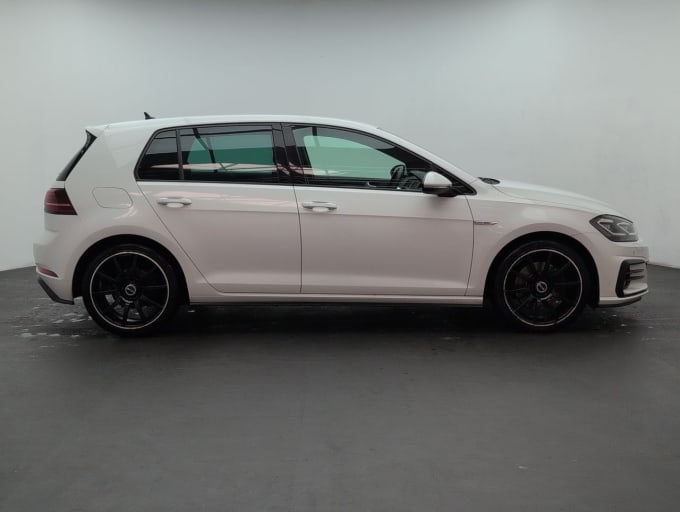 2025 Volkswagen Golf