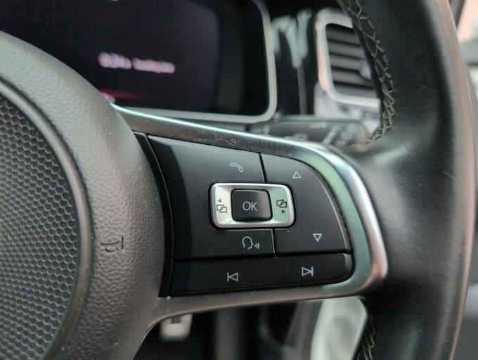 2025 Volkswagen Golf