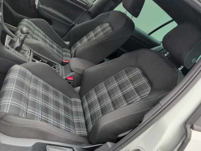 2025 Volkswagen Golf