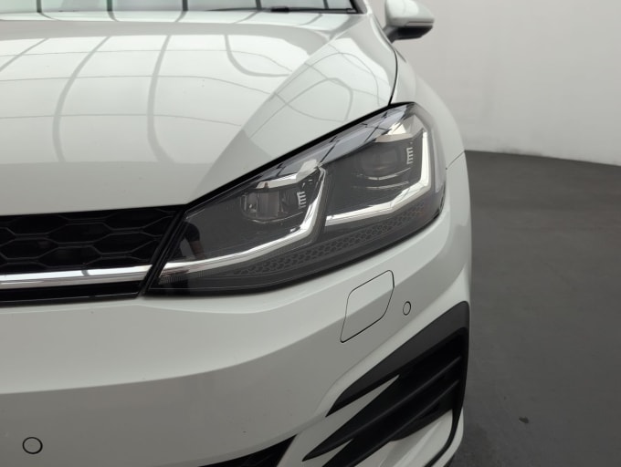 2025 Volkswagen Golf
