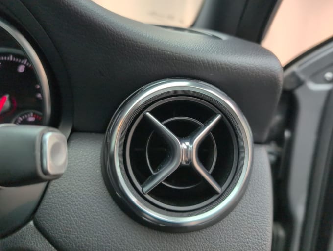 2025 Mercedes-benz Gla-class