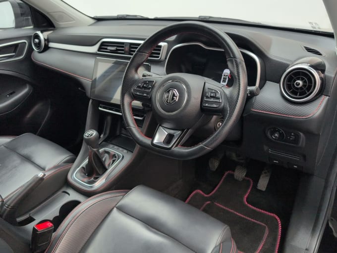 2025 Mg Mg Zs