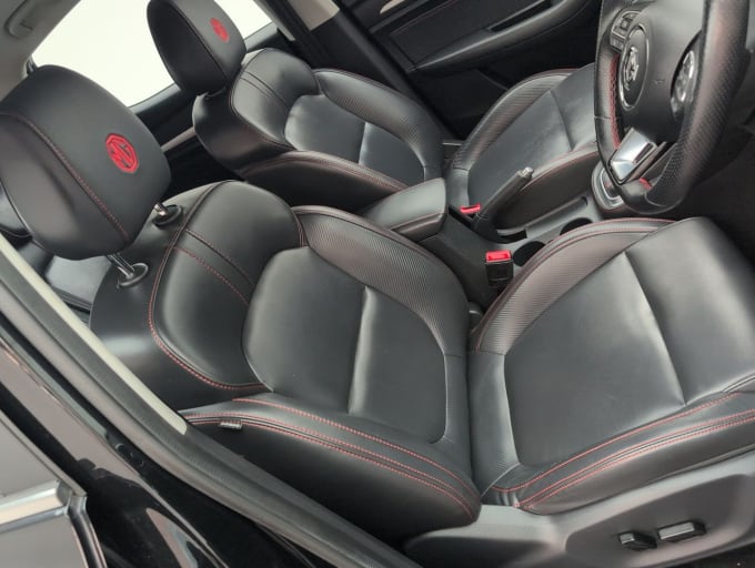 2025 Mg Mg Zs