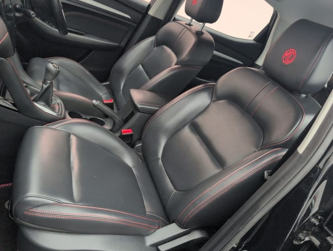 2025 Mg Mg Zs