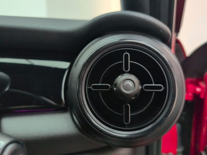2025 Mini Hatch