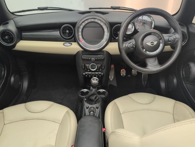 2025 Mini Convertible
