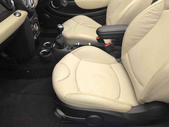 2025 Mini Convertible