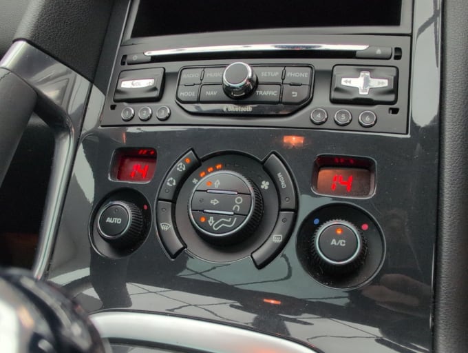 2025 Peugeot 3008
