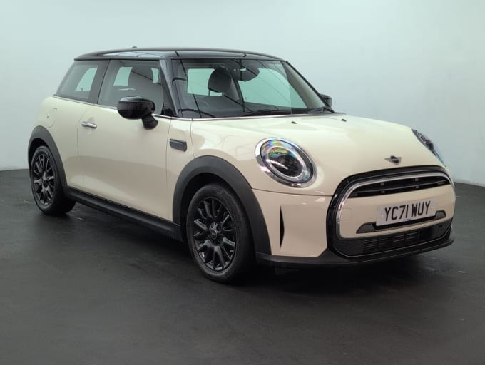 2025 Mini Hatch