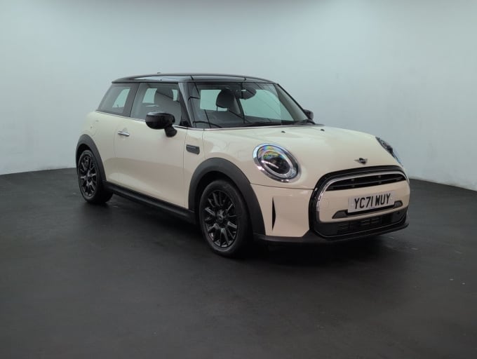 2025 Mini Hatch